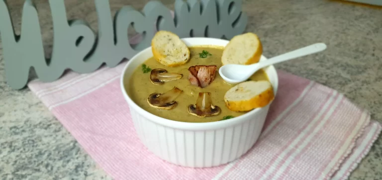 Supa crema de ciuperci