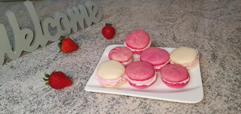 Retete A-Z 26 Macarons cu zmeura