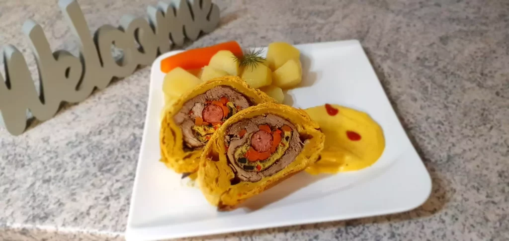 Rulada din muschiulet de porc in foietaj