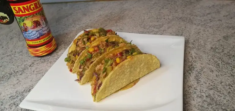 Retete Internationale 21 Deliciul mexican - tacos cu pui